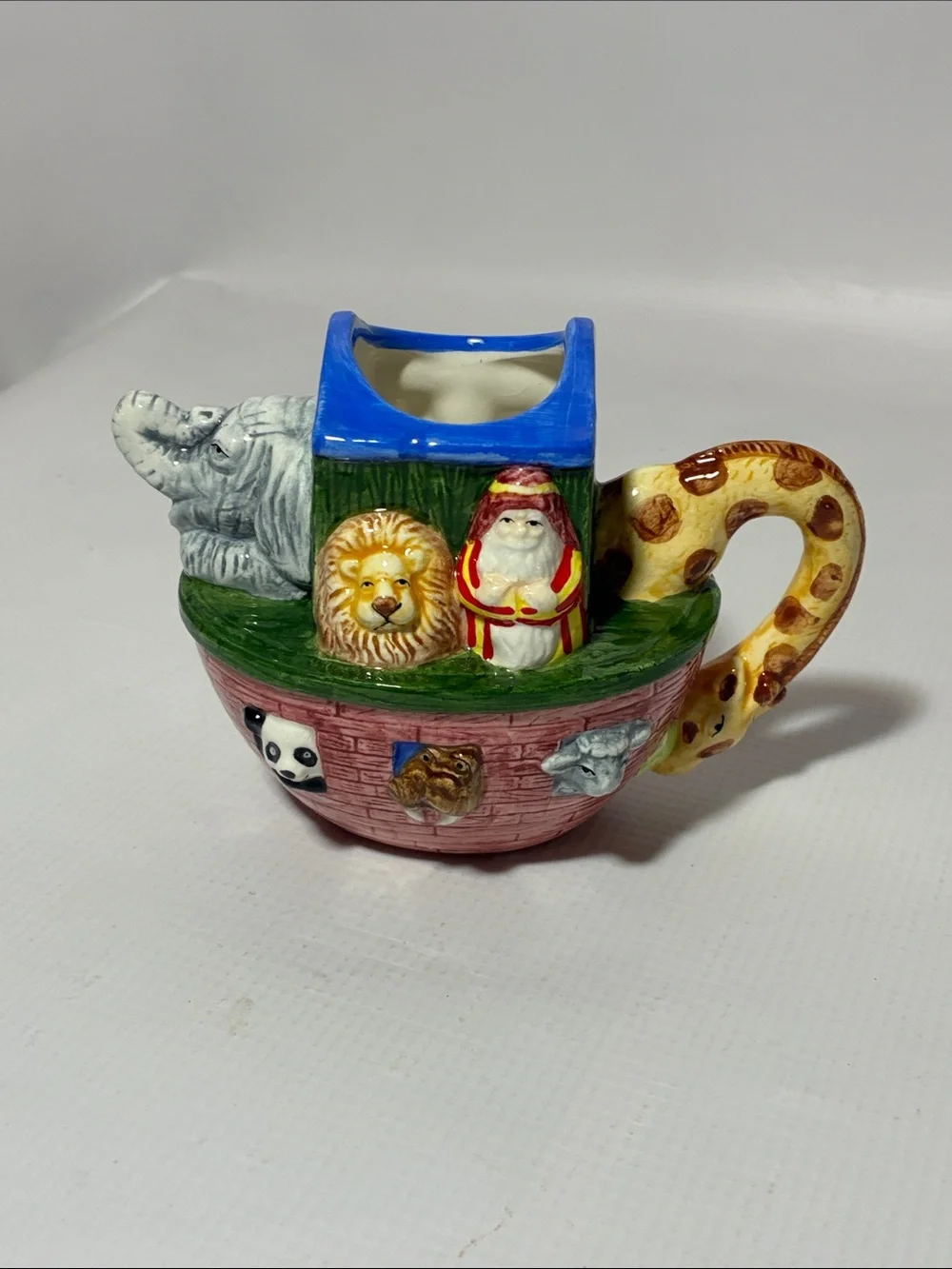 Vintage (‘94) Ceramic Noah’s Ark Sugar Bowl & Creamer Set - Pink and Blue